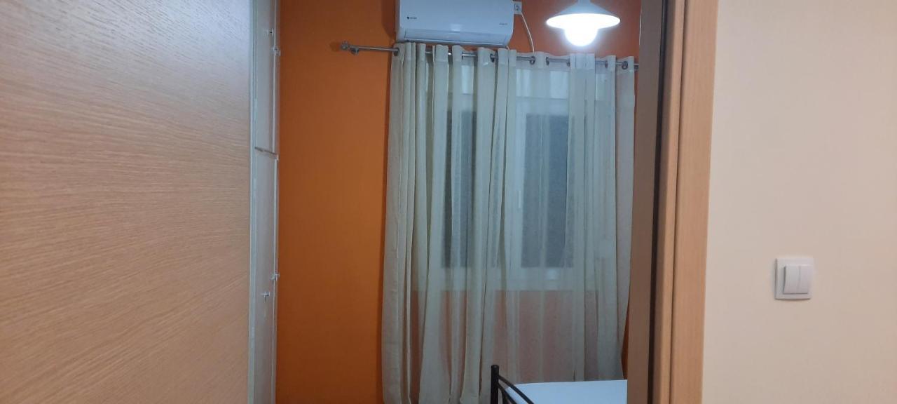 Livia'S Room To Ampelokipi Metro Airport Line Atény Exteriér fotografie